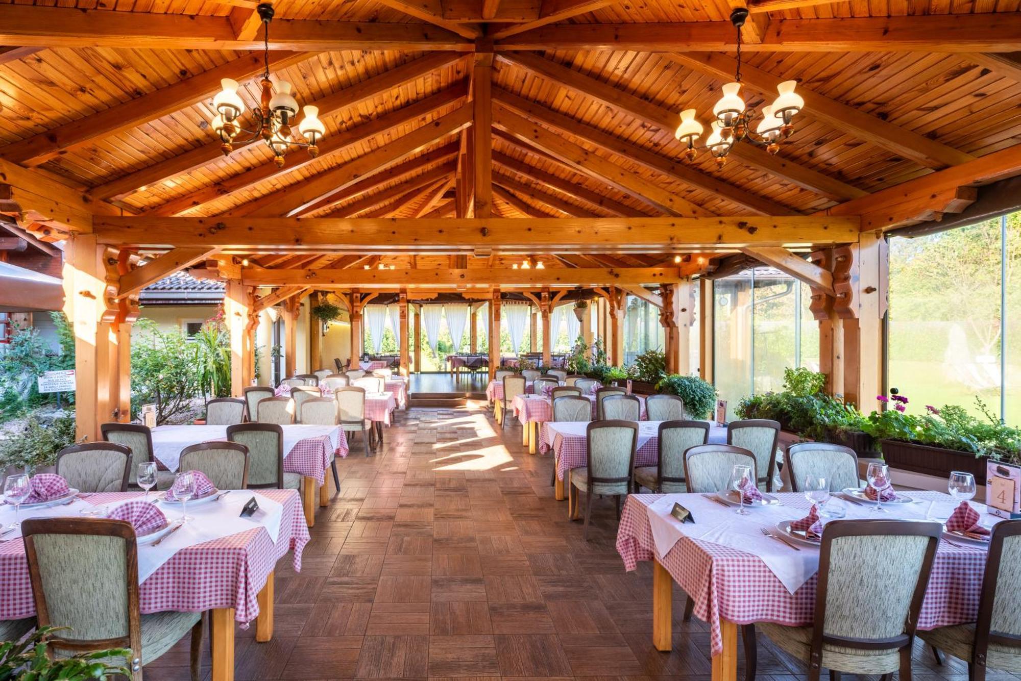 B&B Restoran Bosiljevo Exterior photo